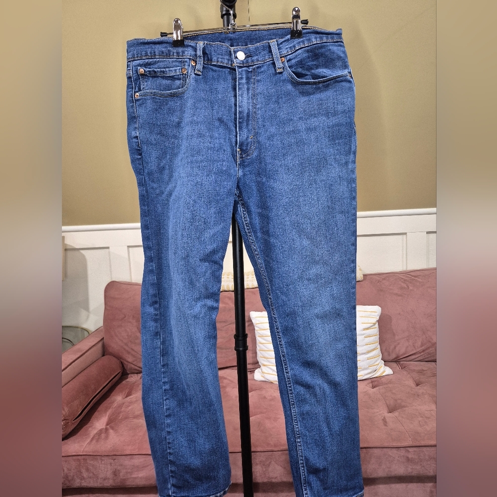 Levi's Relaxed Fit Blue Jeans for Men 1843/425